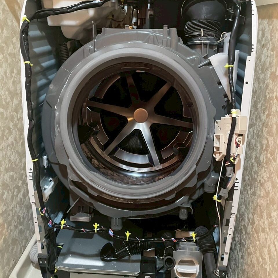 ドラム式洗濯機分解