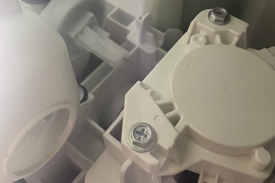 シャープ洗濯機 排水弁